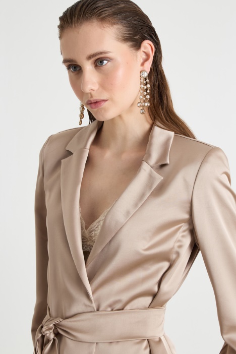 Blazer monopetto con cintura