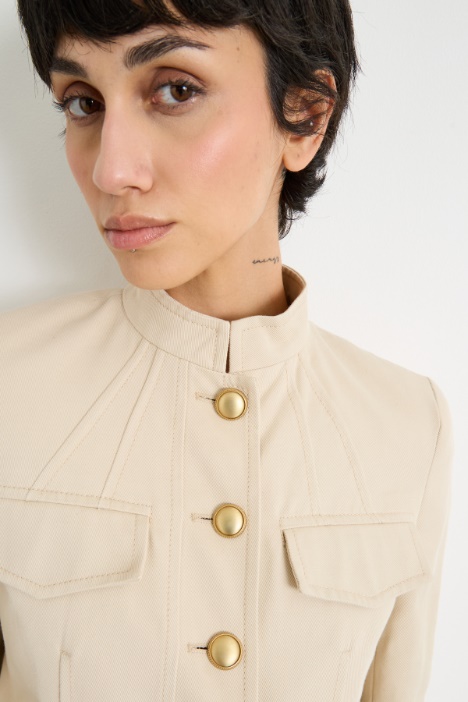 Giacca con tasche multiple