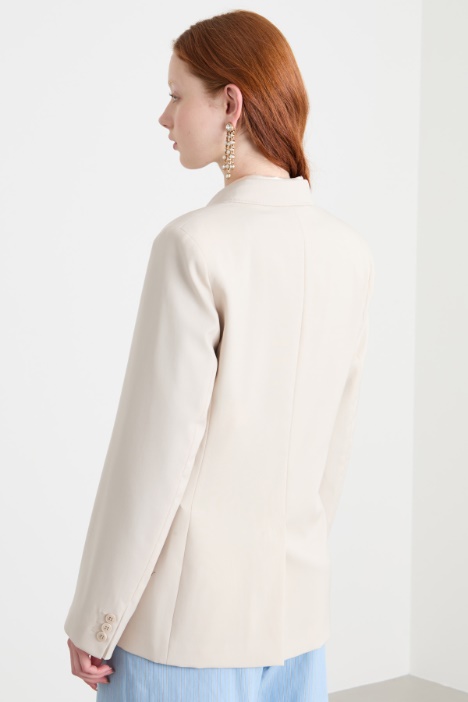 Blazer cruzado de tela de lana