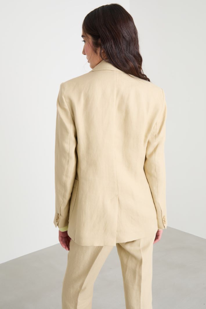 Fitted single-breasted blazer Intrend - 4