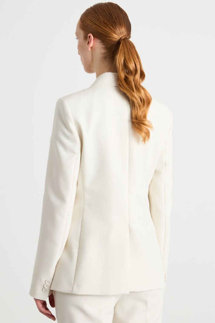 Blazer de botonadura sencilla de tejido Intrend - 4