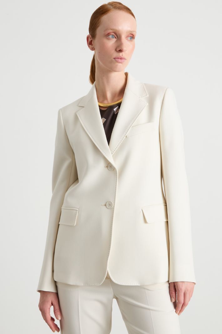 Blazer de botonadura sencilla de tejido Intrend - 2