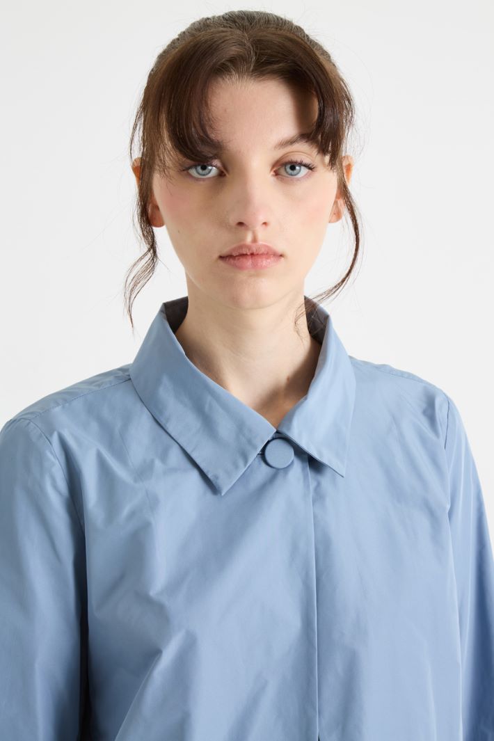 Chaqueta crop de tafetán Intrend - 3