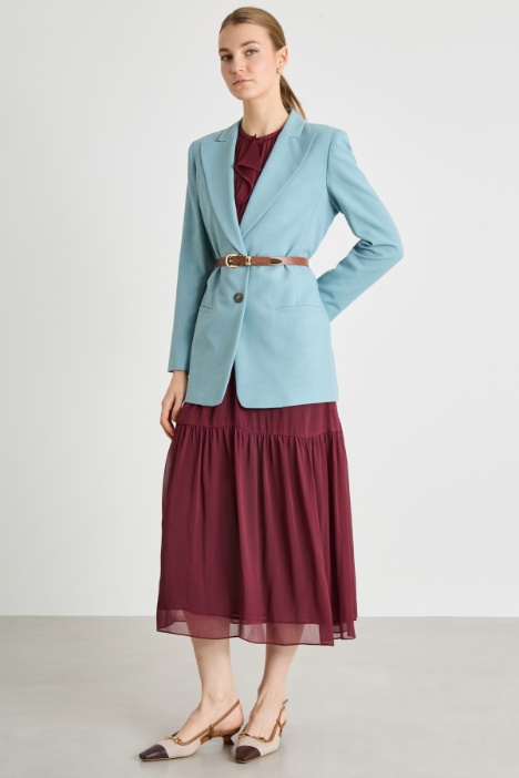 Blazer entallado con maxisolapa Intrend