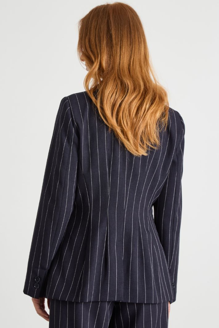 Blazer entallado de raya diplomática Intrend - 4