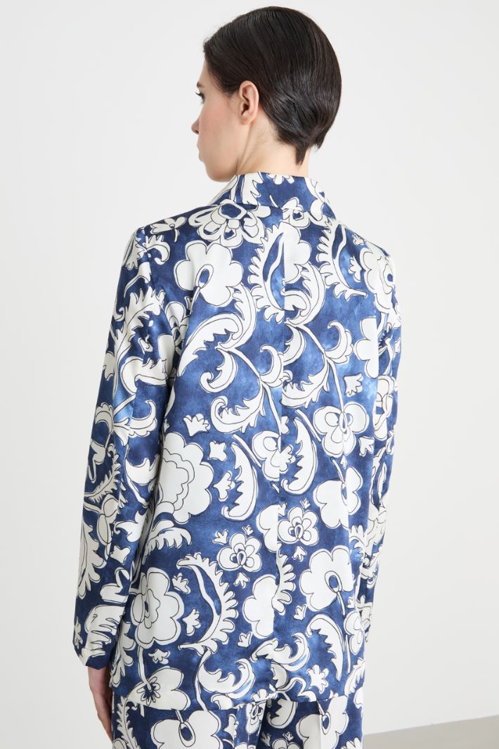 Blazer de sarga técnica estampada Intrend - 4