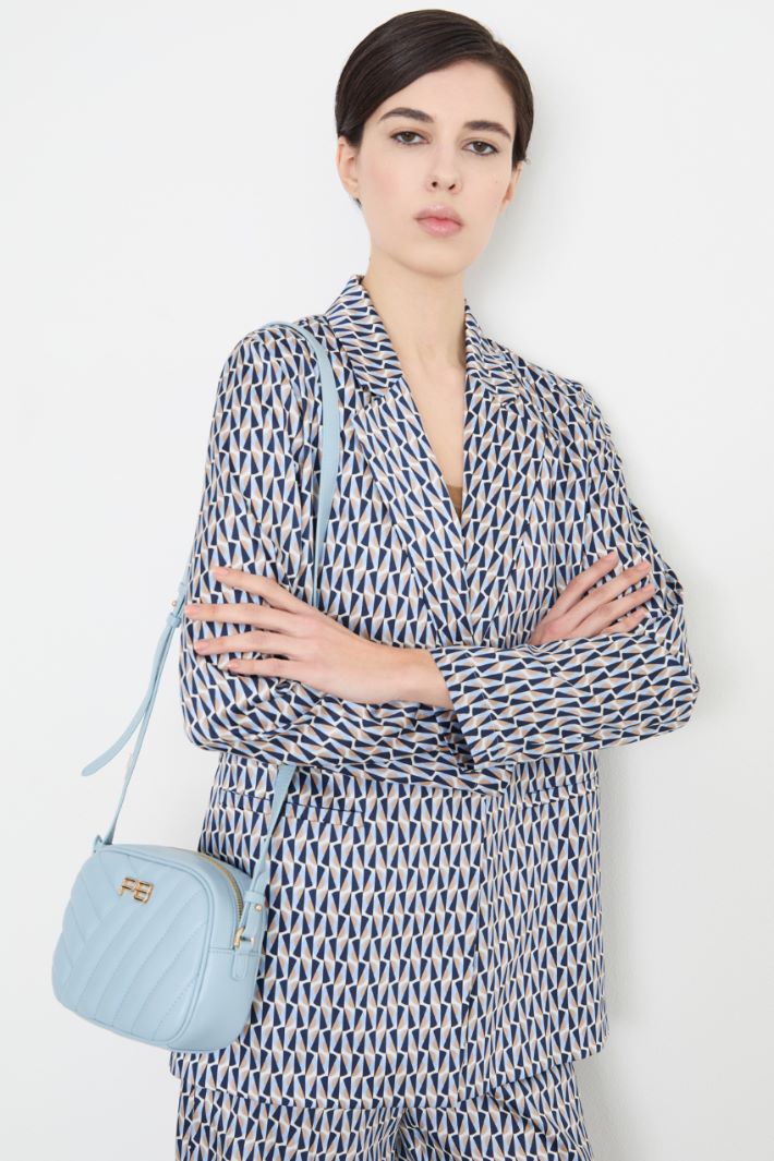 Blazer de sarga técnica estampada Intrend - 2