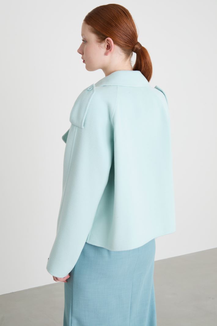 Chaqueta boxy cruzada Intrend - 4