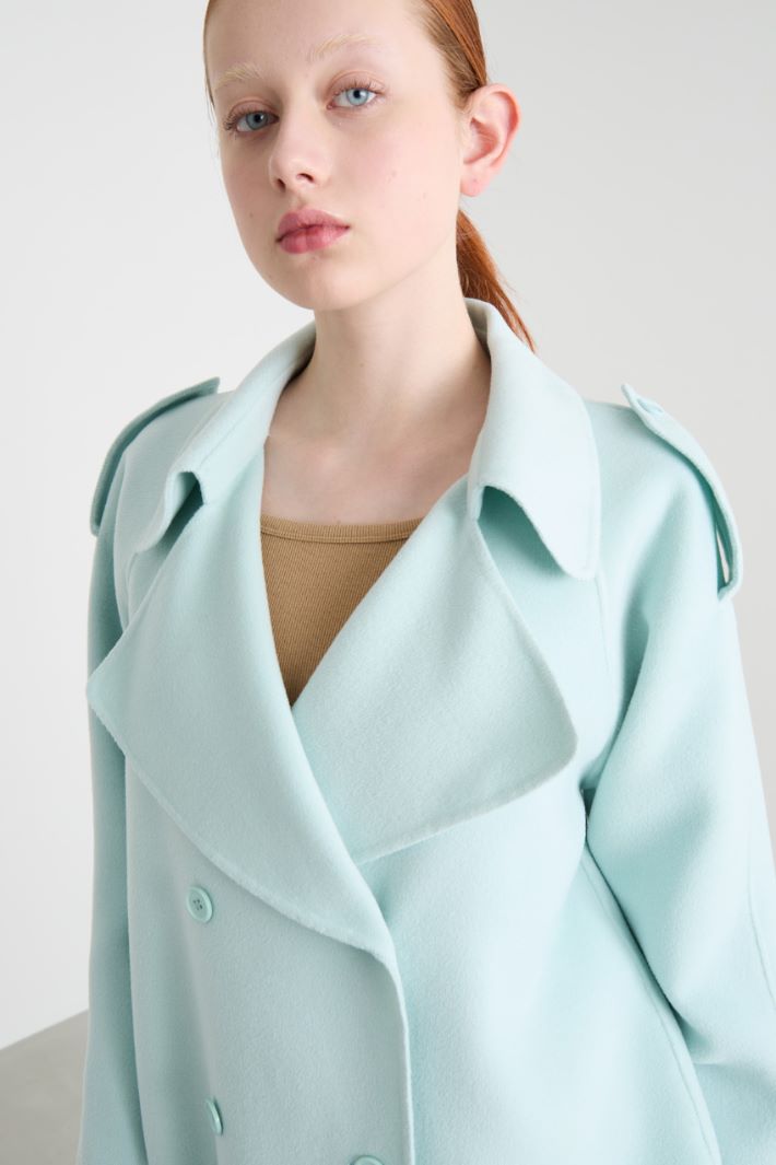 Chaqueta boxy cruzada Intrend - 3