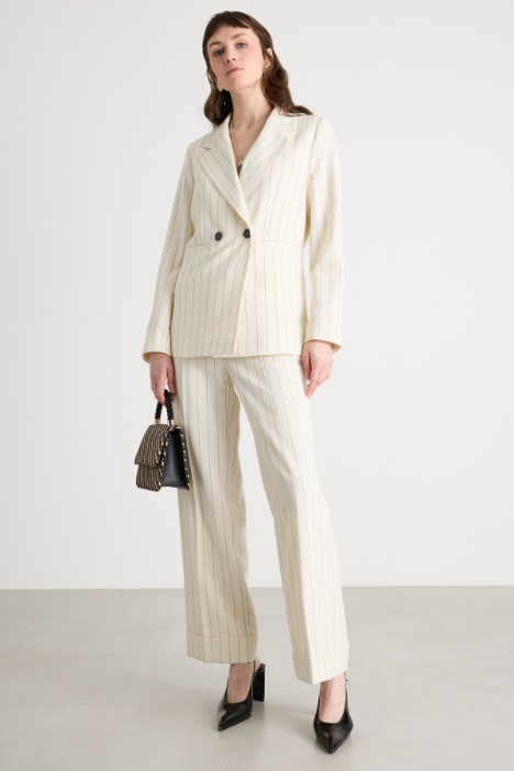 Lightweight basketweave suit Intrend