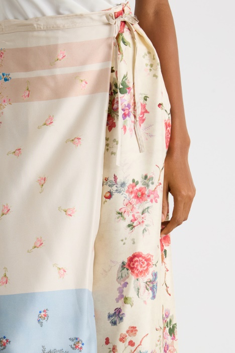 Gonna midi a portafoglio