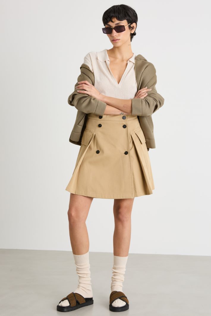 Short button-front skirt Intrend