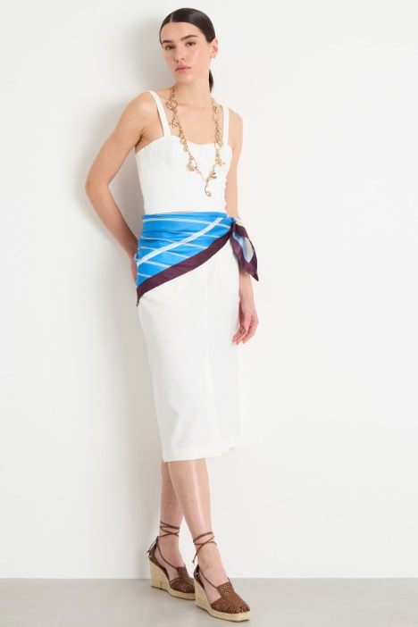 Pencil skirt with slit Intrend