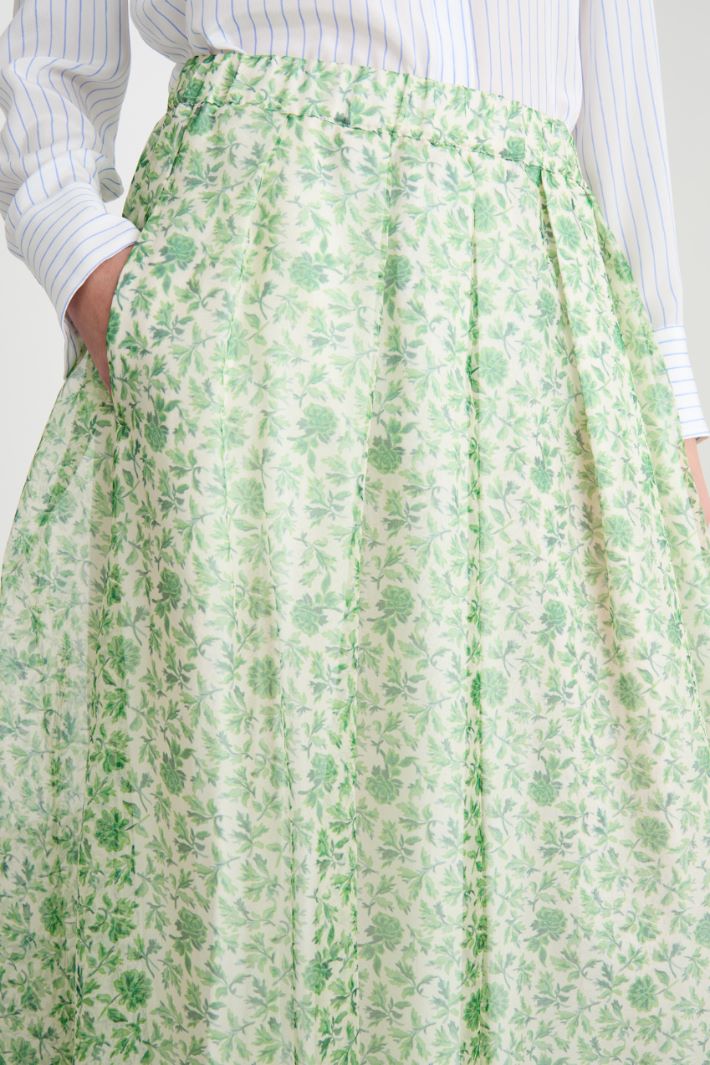 Gonna svasata in organza Intrend - 3