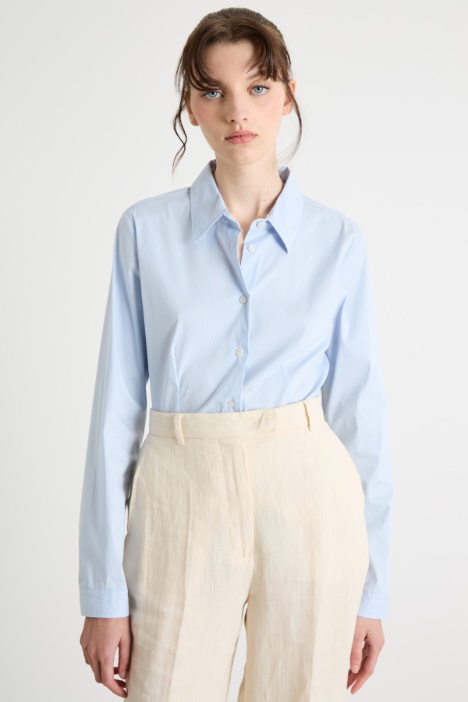 Camisa entallada de popelina elástica Intrend