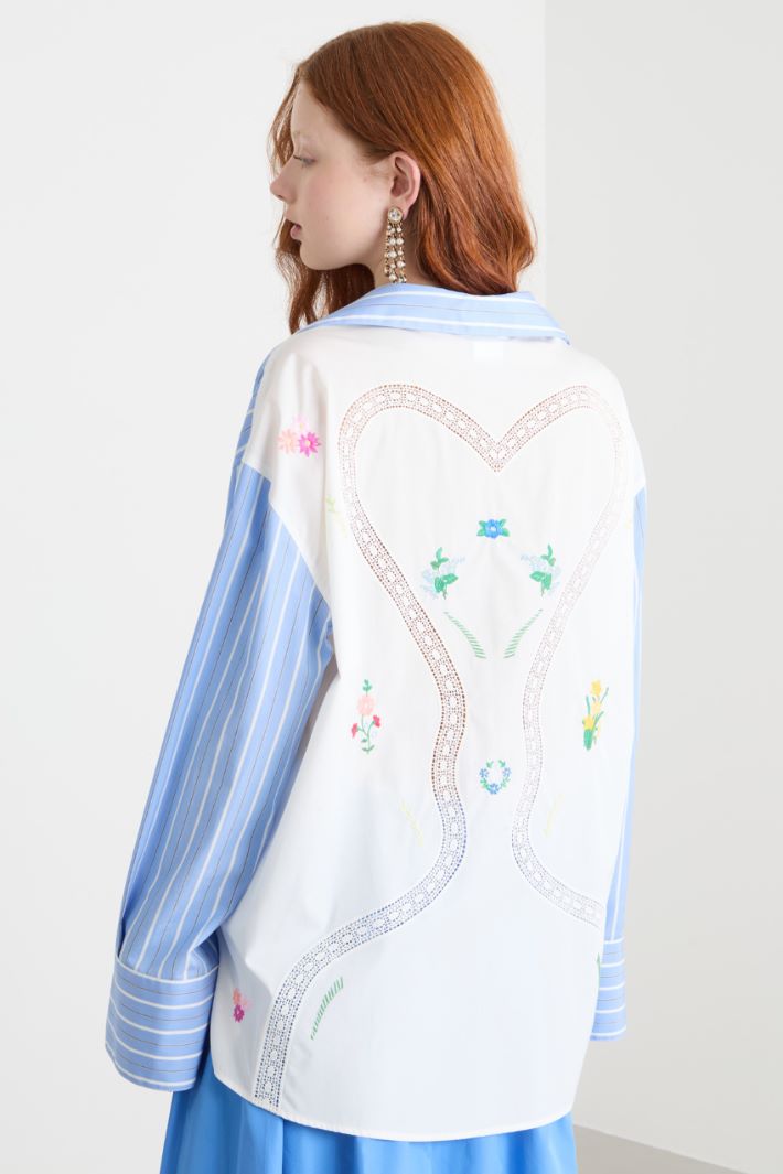Embroidered maxi shirt Intrend - 4