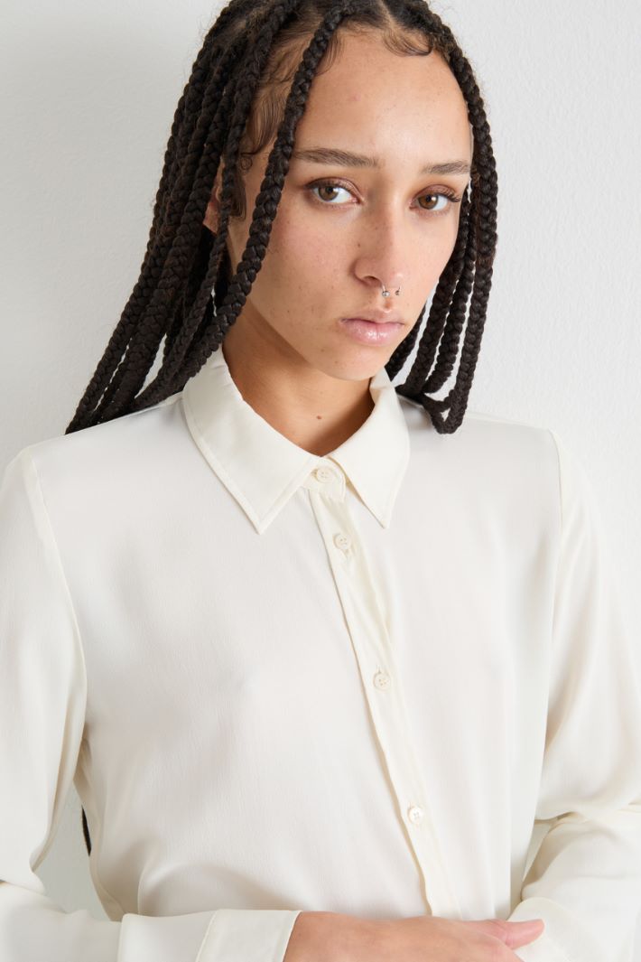 Flowing blouse in crepe de chine Intrend - 3