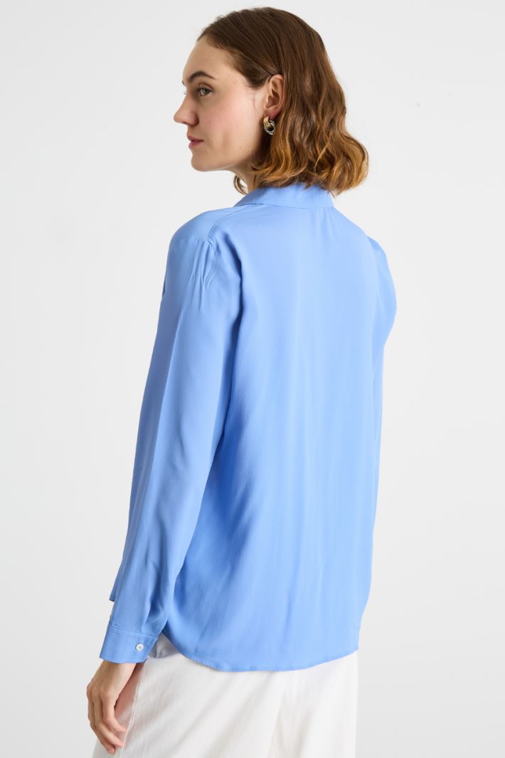 Blusa fluida de crepe de chine Intrend - 4