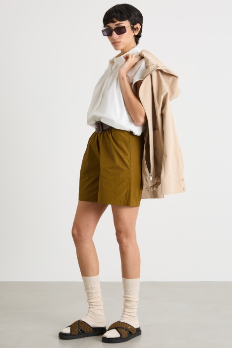 Wide-cut shirt with gathered detailing Intrend