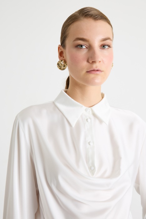 Camicia con drappeggio