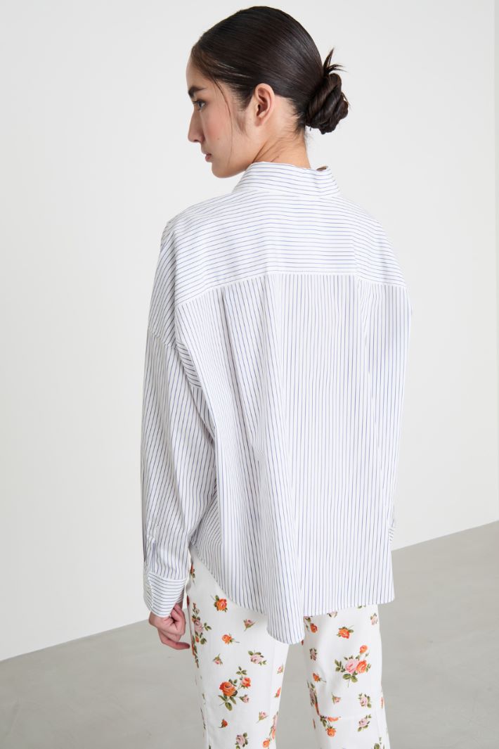 Oversized poplin shirt Intrend - 4