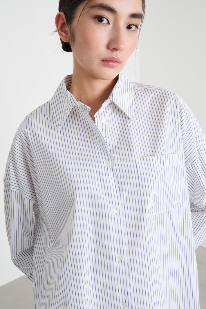 Oversized poplin shirt Intrend - 3