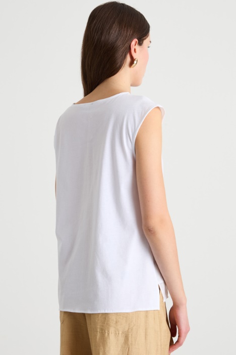 Blusa con espalda en contraste