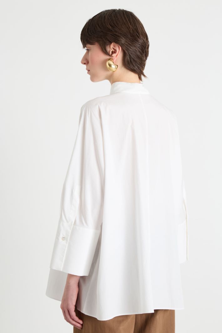 Wide-fit poplin shirt Intrend - 4