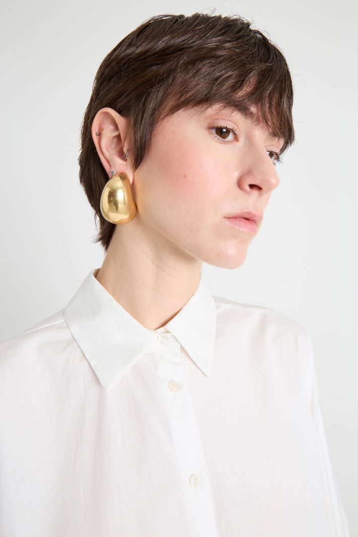 Wide-fit poplin shirt Intrend - 3