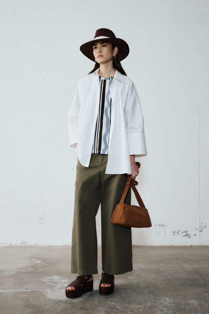 Wide-fit poplin shirt Intrend - 5