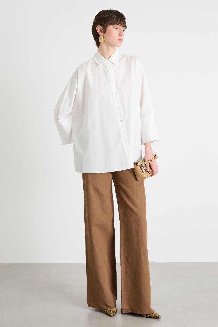Wide-fit poplin shirt Intrend