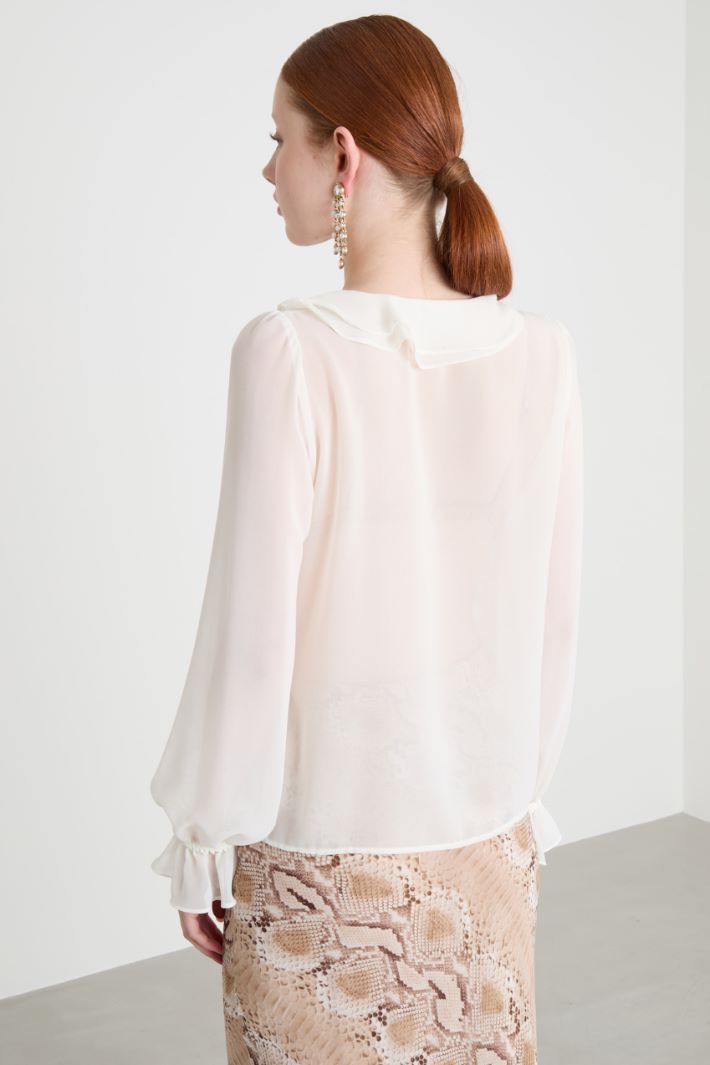 Blusa con rouche Intrend - 4