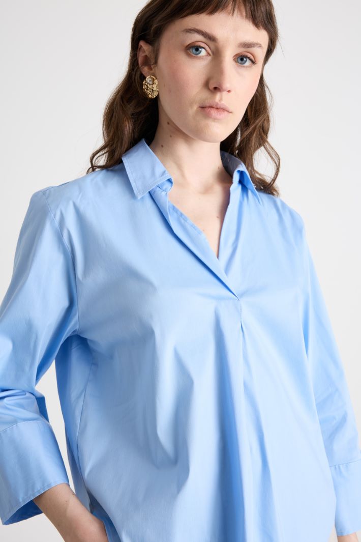 V-neck blouse Intrend - 3