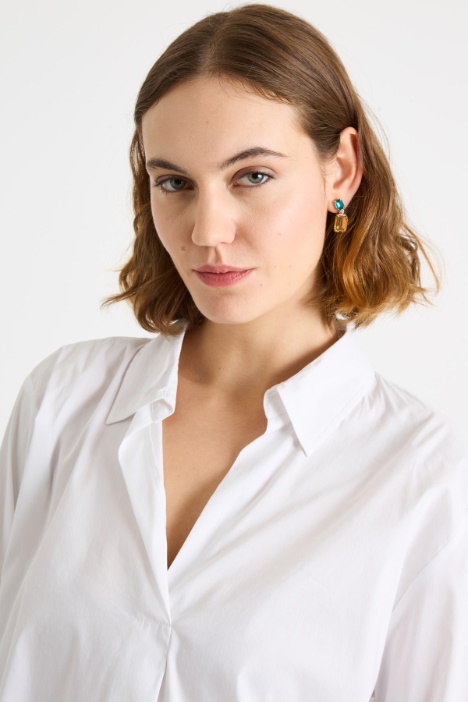 Blusa con scollo a V