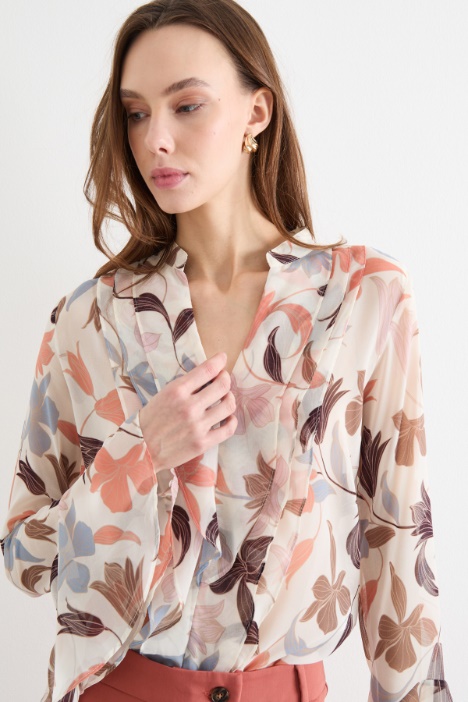 Blusa con volant
