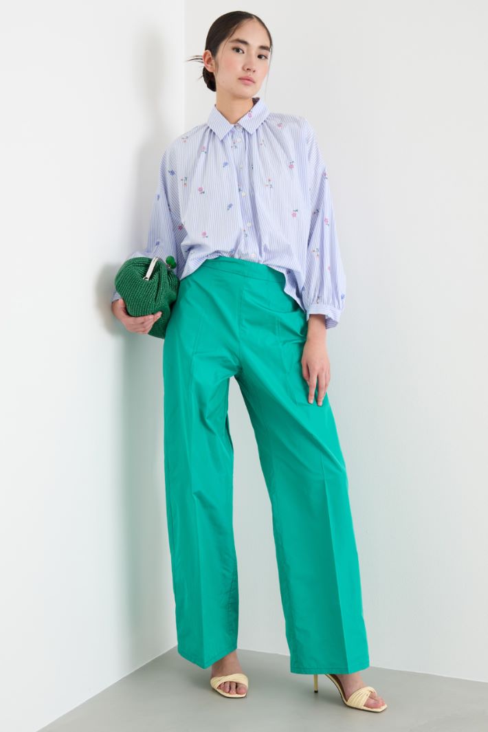 Embroidered poplin shirt Intrend