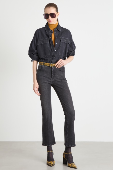 Boxy shirt with a dropped back hem Intrend