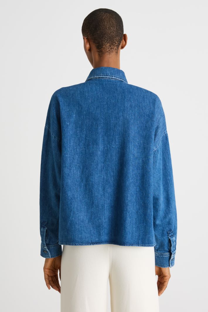 Boxy shirt with a dropped back hem Intrend - 4