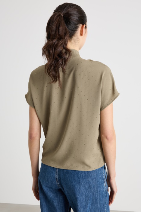 Blusa con micro cristalli
