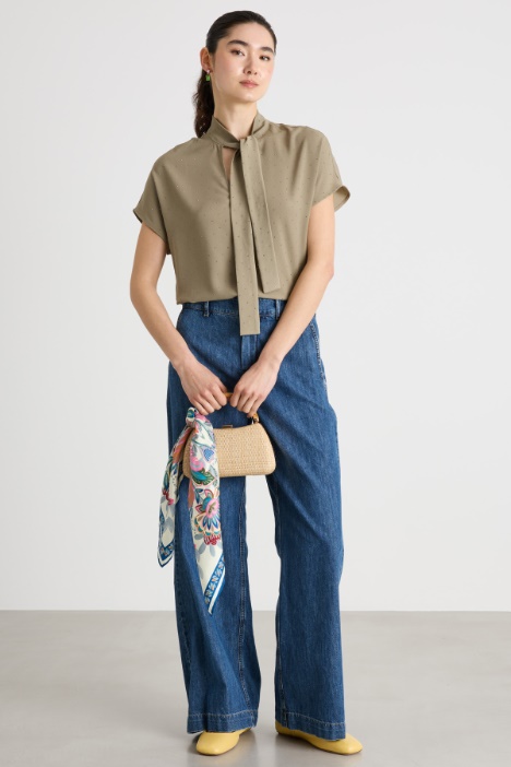 Micro-Crystal Embellished Blouse Intrend