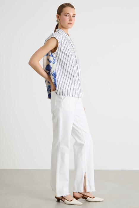 Contrast-back sleeveless shirt Intrend