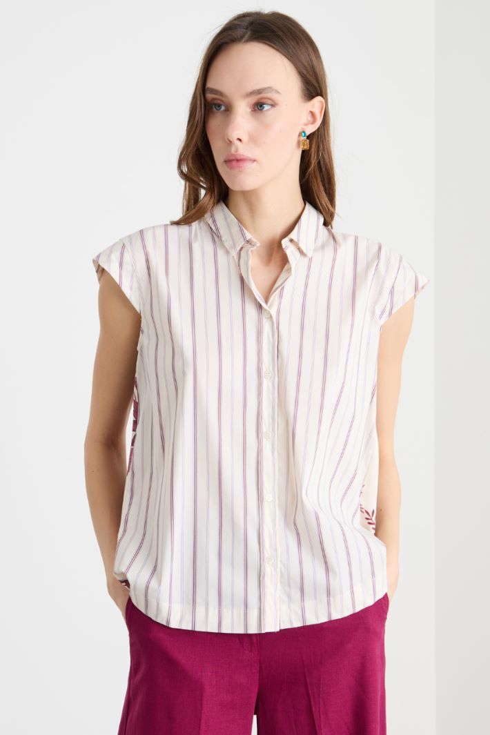 Contrast-back sleeveless shirt Intrend - 2