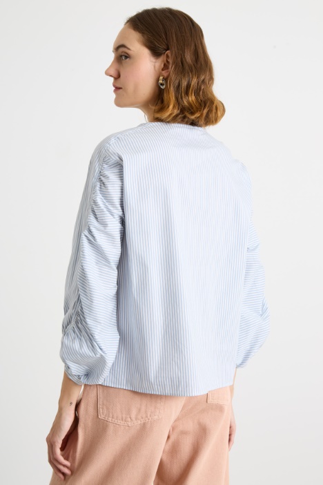 Camicia con maniche arricciate