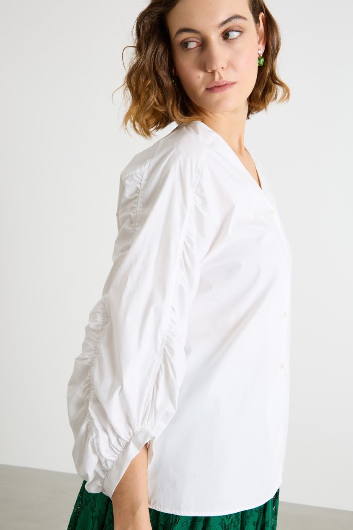 Ruched-sleeve shirt Intrend - 3