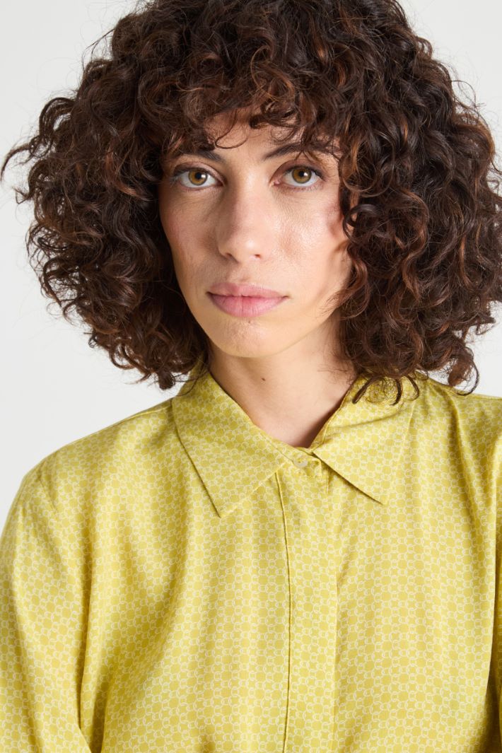 Printed marocain blouse Intrend - 3