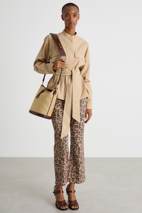 Animal-print trousers Intrend