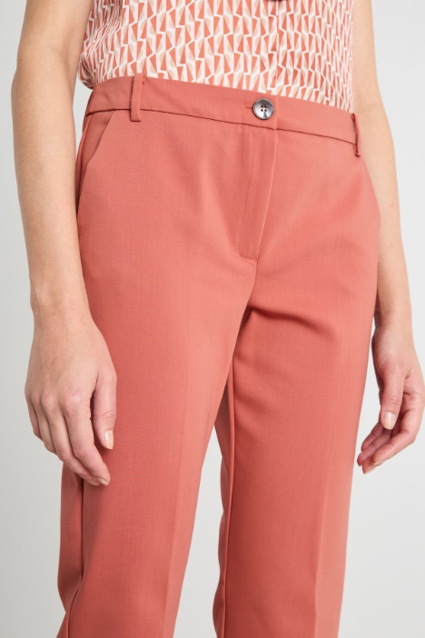 Pantalone dritto con tasche