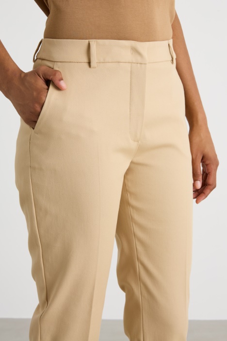 Pantalone a sigaretta cropped