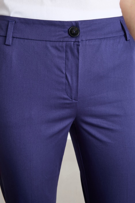 Pantalone chino in raso stretch