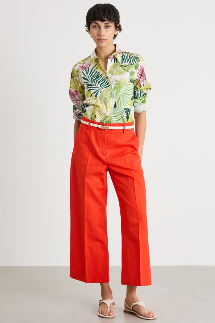 Cropped canvas trousers Intrend